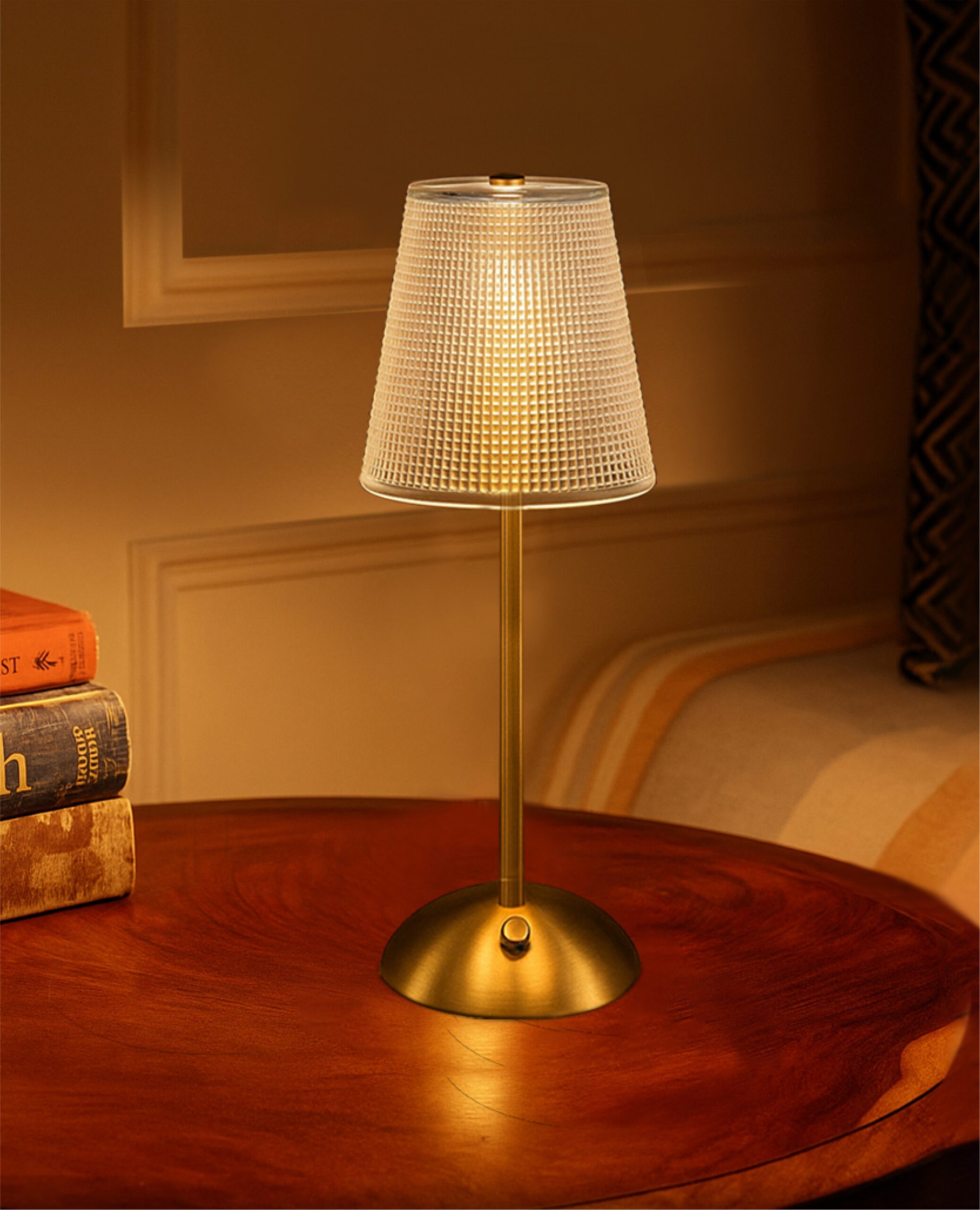 Neje Lighting | Palazio : Signature Crystalline Ambiance & Cordless Portability Minimalist Palazio gold touch lamp with a crystalline diffuser emitting a warm 3000K ambient glow, ideal for luxury dining and bedside decor.
